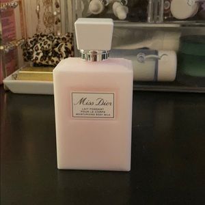 Miss Dior Body Milk
